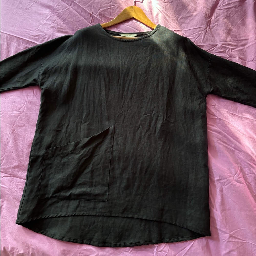 Elizabeth Suzann Harper Tunic Black OSM Midweight Linen Sig Gen 4